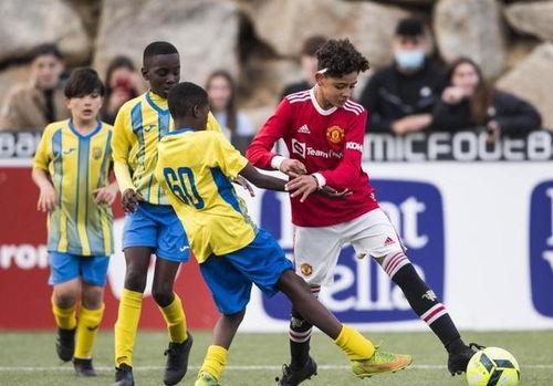 迷你罗视频,足球天才的精彩瞬间回顾