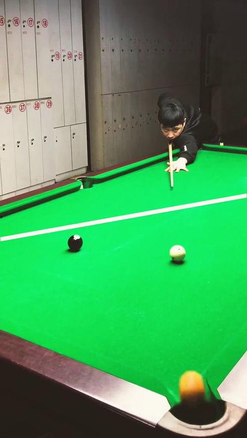 台球视频教学,跟随视频学习高效击球策略
