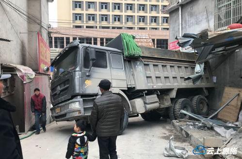 渣土车事故视频,揭秘事故原因与防范措施