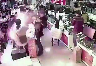 电瓶爆炸视频,揭秘电瓶爆炸现场惊心动魄一幕