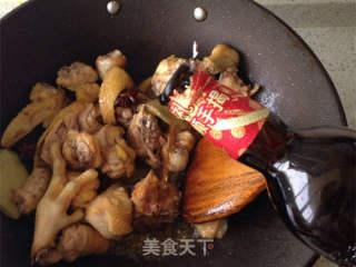 红烧鸡块视频,色泽诱人，口感鲜美的美味佳肴